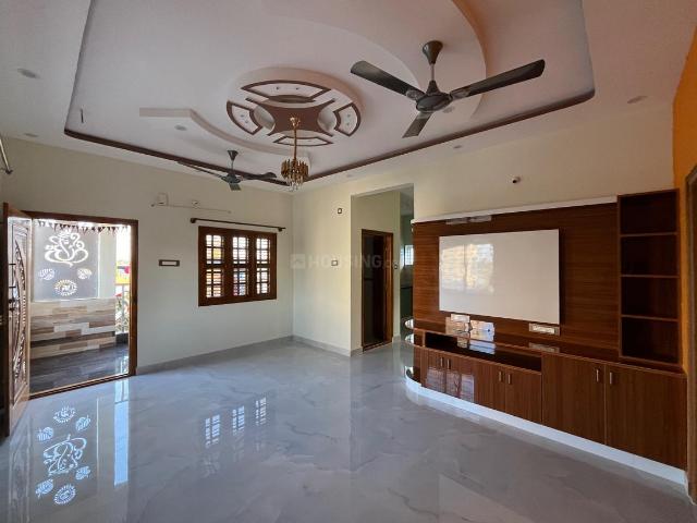 2 BHK Independent House in Kadugodi for rent Bengaluru. The reference number is 19957999