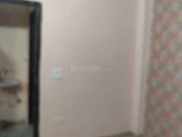 2 BHK Independent House in Krishna Nagar for resale New Delhi. The reference number is 17832246