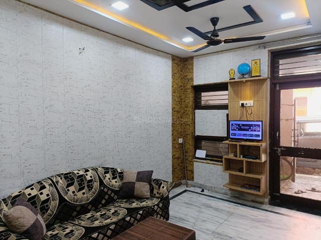 2 BHK Independent House in Lohamandi for rent Agra. The reference number is 18701883