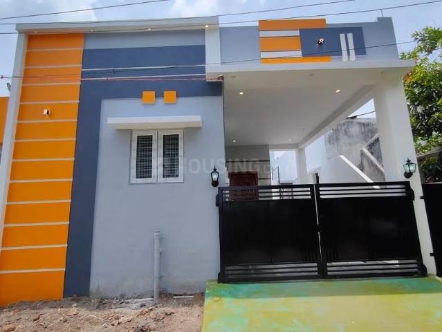2 BHK Independent House in Maraimalai Nagar for resale GST Road. The reference number is 17708433