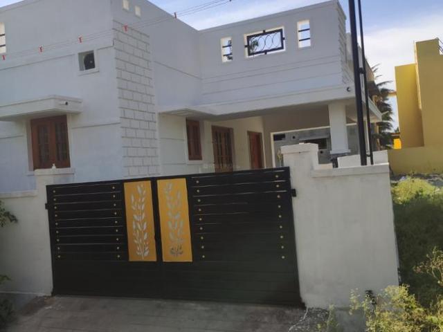 2 BHK Independent House in Marapettai for rent Pollachi. The reference number is 7244481
