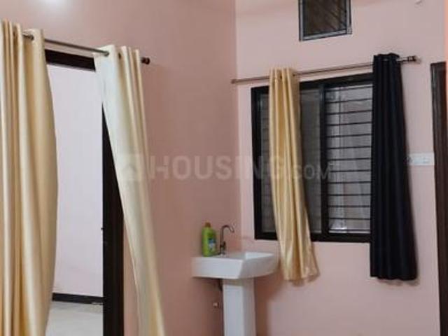 2 BHK Independent House in Mathpurena for rent Raipur. The reference number is 21003483