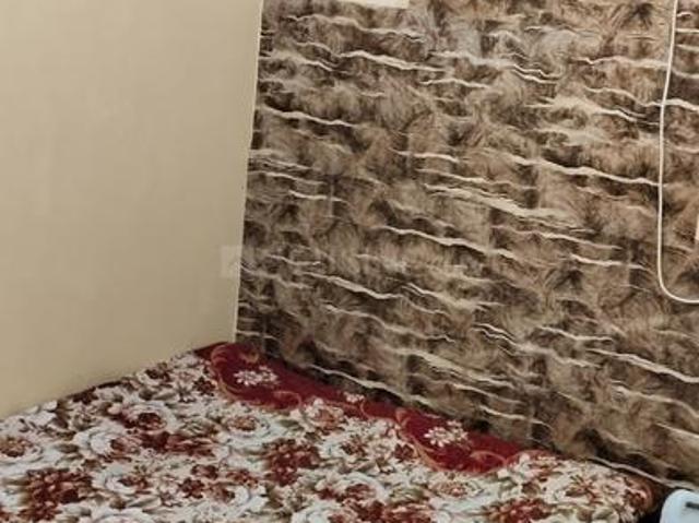 2 BHK Independent House in Moti Nagar for resale West Delhi. The reference number is 17295237