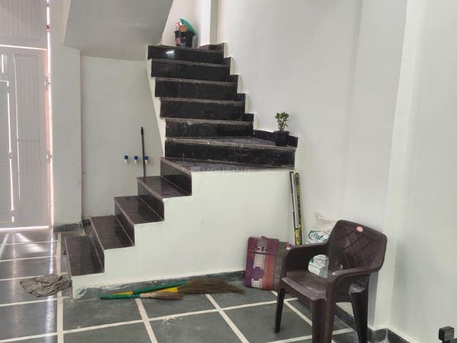 2 BHK Independent House in Mukundpur for resale New Delhi. The reference number is 20065267