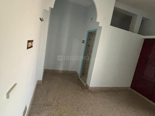2 BHK Independent House in Nayi Brahmana Colony for rent Guntur. The reference number is 20548839