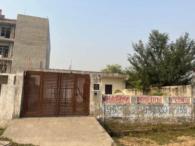 2 BHK Independent House in Noida Extension for rent Greater Noida. The reference number is 13068858