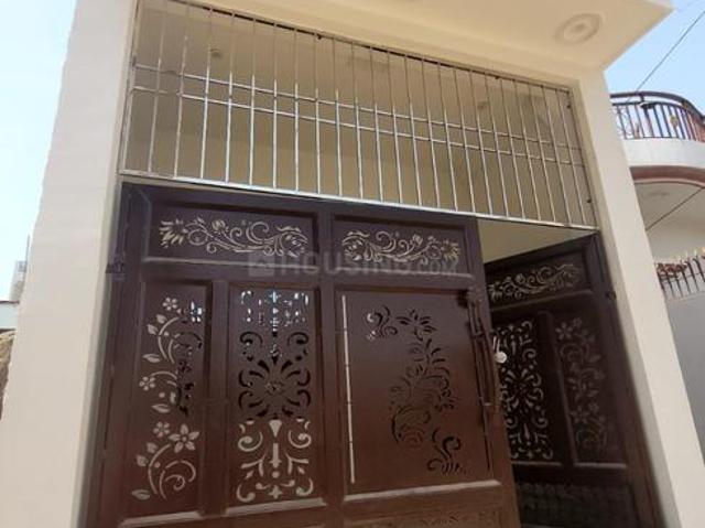 2 BHK Independent House in Paharia for resale Varanasi. The reference number is 19747210
