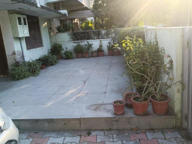 2 BHK Independent House in Paldi for rent Ahmedabad. The reference number is 19068268