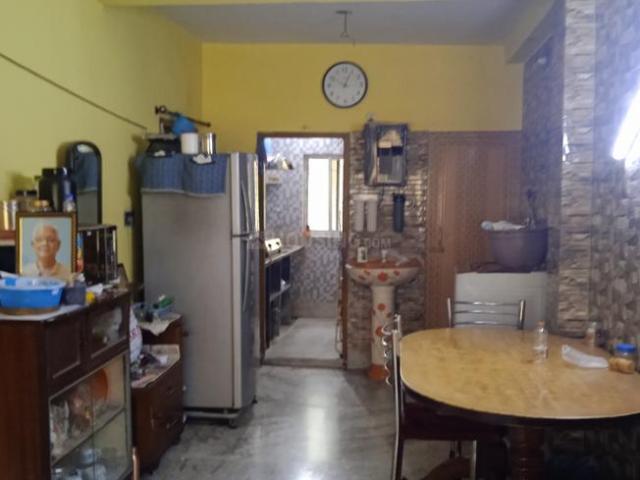 2 BHK Independent House in Patuli for rent Kolkata. The reference number is 20320385