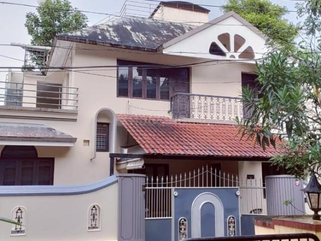 2 BHK Independent House in Punkunnam for rent Thrissur. The reference number is 15527026