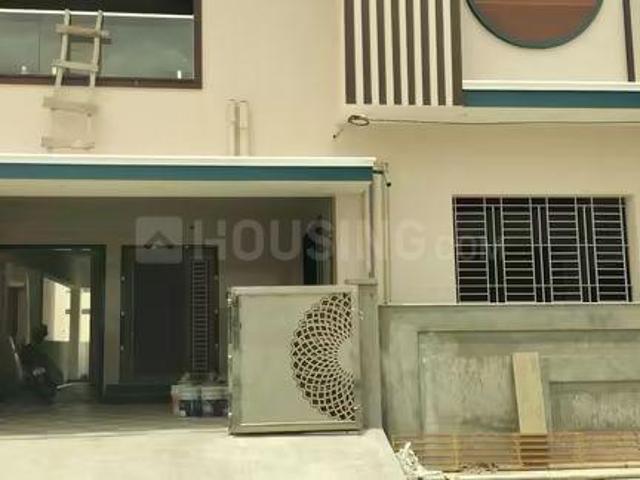 2 BHK Independent House in Red Hills for resale Chennai. The reference number is 20772339
