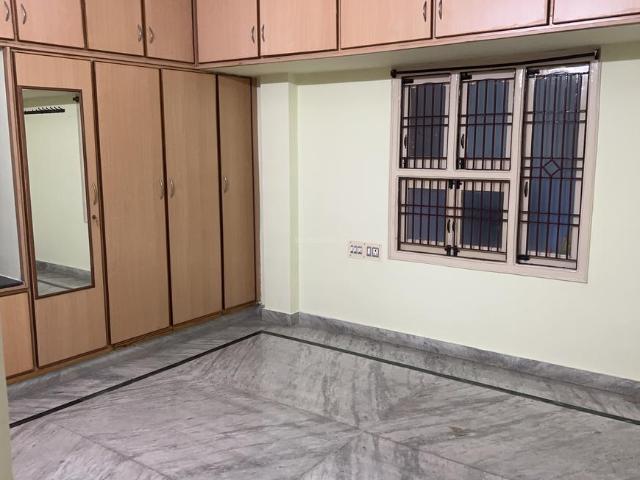 2 BHK Independent House in Royal Nagar for rent Tirupathi. The reference number is 20456670