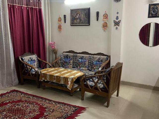 2 BHK Independent House in Sangam Vihar for resale South Delhi. The reference number is 17388502