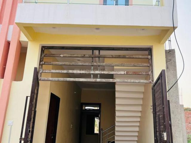 2 BHK Independent House in Sarojini Nagar for resale Kanpur Road. The reference number is 17393221