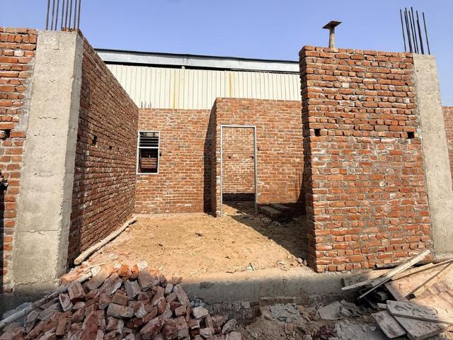 2 BHK Independent House in Sector 104 for resale Gurgaon. The reference number is 19374406