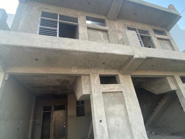 2 BHK Independent House in Sector 105 for resale Gurgaon. The reference number is 20217130