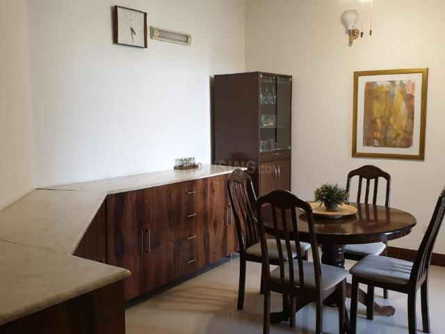 2 BHK Independent House in Sector 11 for resale Gurgaon. The reference number is 18688720