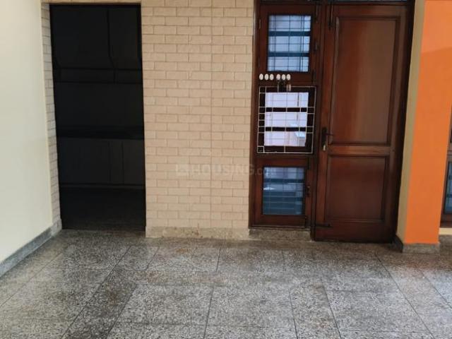 2 BHK Independent House in Sector 12 for rent Noida. The reference number is 20523965