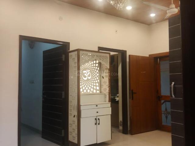 2 BHK Independent House in Sector 15 Part 2 for rent Gurgaon. The reference number is 20280941