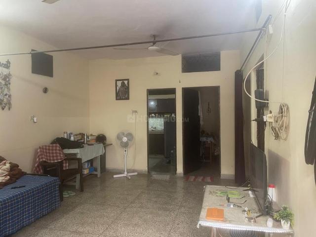 2 BHK Independent House in Sector 20 for rent Noida. The reference number is 20063639