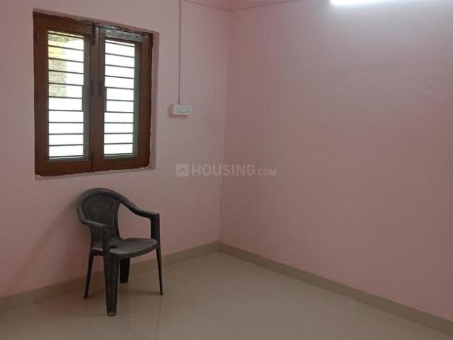 2 BHK Independent House in Sector 27 for rent Noida. The reference number is 19495367