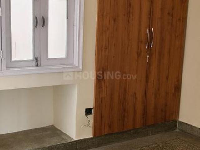 2 BHK Independent House in Sector 31 for rent Noida. The reference number is 20086026