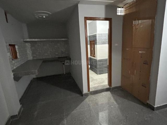 2 BHK Independent House in Sector 38 for rent Noida. The reference number is 20414199