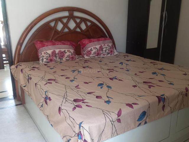 2 BHK Independent House in Sector 41 for rent Gurgaon. The reference number is 18205468