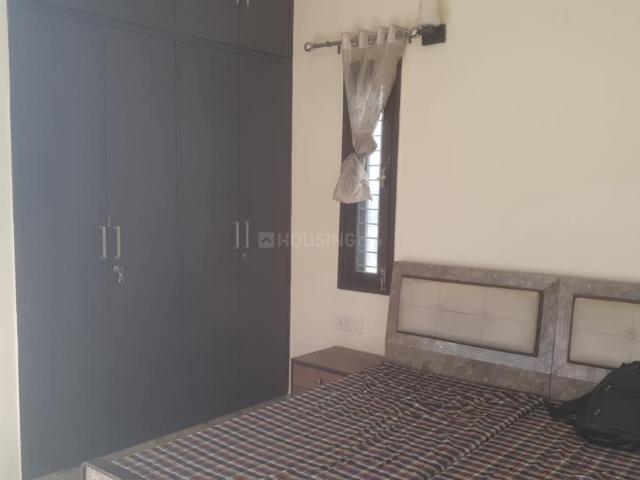 2 BHK Independent House in Sector 43 for rent Noida. The reference number is 19460796