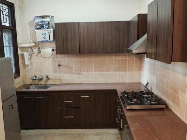 2 BHK Independent House in Sector 46 for rent Gurgaon. The reference number is 20036050