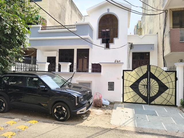 3 BHK Independent House in Sector 46 for rent Gurgaon. The reference number is 20144786