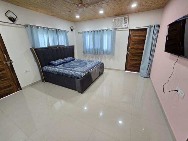 2 BHK Independent House in Sector 46 for rent Gurgaon. The reference number is 20464847