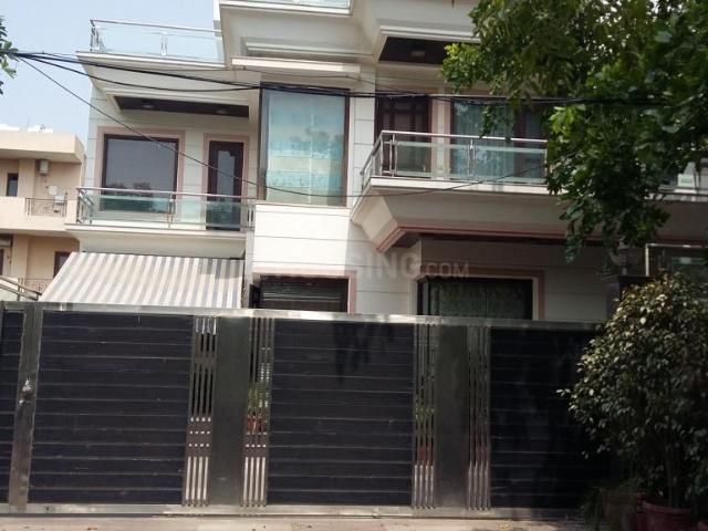 2 BHK Independent House in Sector 4 for rent Gurgaon. The reference number is 20163639