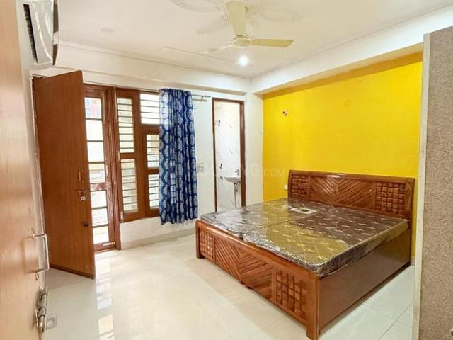 2 BHK Independent House in Sector 52 for rent Gurgaon. The reference number is 19775662