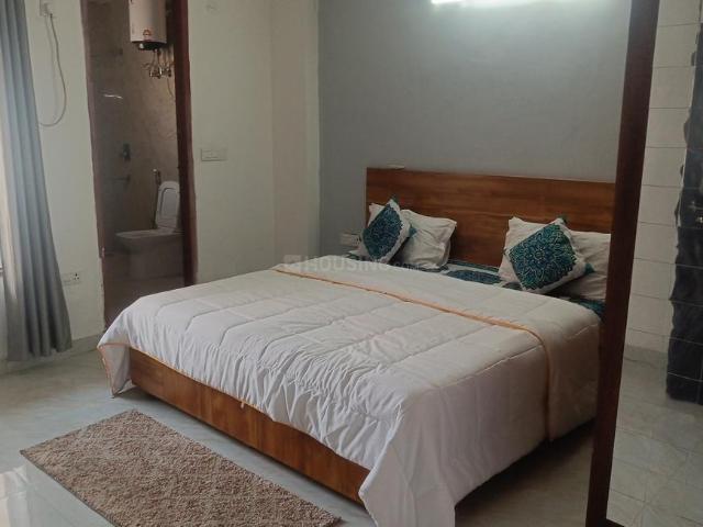 2 BHK Independent House in Sector 52 for rent Gurgaon. The reference number is 20168971