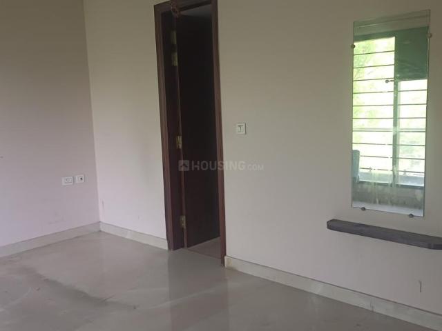 2 BHK Independent House in Sector 55 for rent Noida. The reference number is 19995401