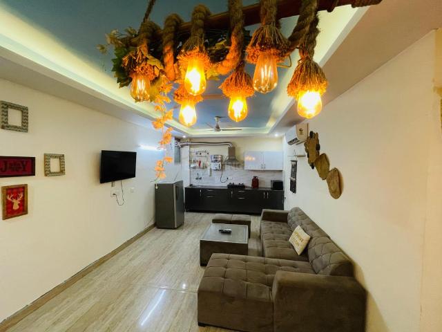 2 BHK Independent House in Sector 57 for rent Gurgaon. The reference number is 20358828