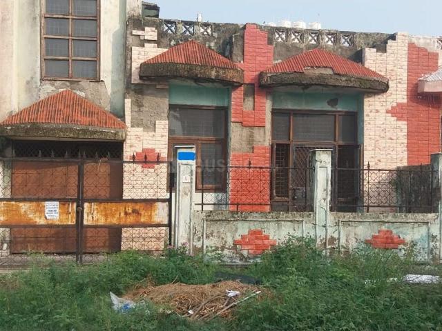 2 BHK Independent House in Sector MU 1 for resale Greater Noida. The reference number is 19772519