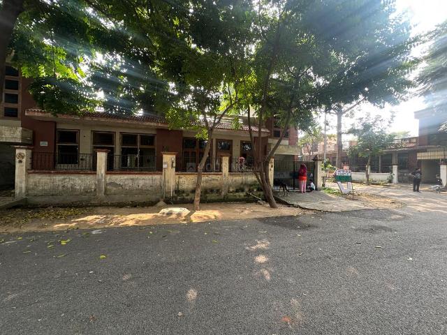 2 BHK Independent House in Sector Xu 2 for resale Greater Noida. The reference number is 19318252