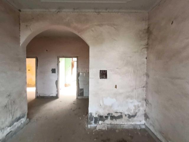 2 BHK Independent House in Sector Xu 2 for resale Greater Noida. The reference number is 20178542
