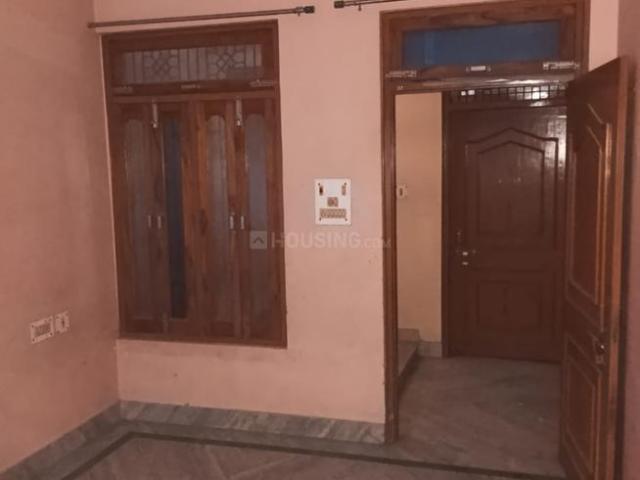 2 BHK Independent House in Sunderpur for rent Varanasi. The reference number is 19149704