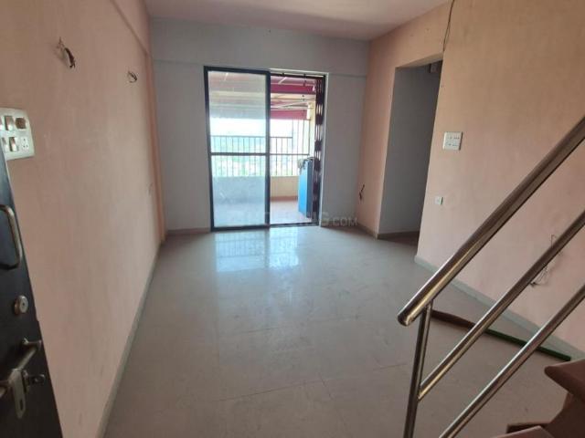 2 BHK Penthouse in Mohammed Wadi for resale Pune. The reference number is 16750476