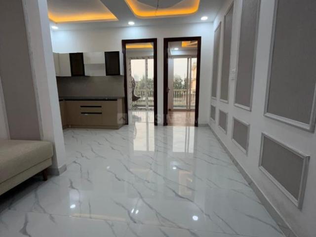 2 BHK Penthouse in Noida Extension for resale Greater Noida. The reference number is 19875345