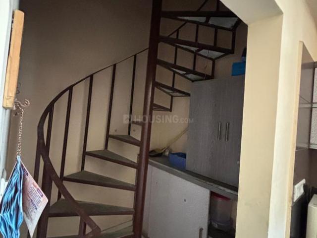 2 BHK Penthouse in Vaishno Devi Circle for rent Ahmedabad. The reference number is 19933053