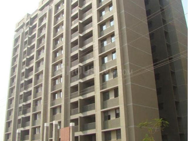 2 BHK Penthouse in Vaishno Devi Circle for resale Ahmedabad. The reference number is 20841709