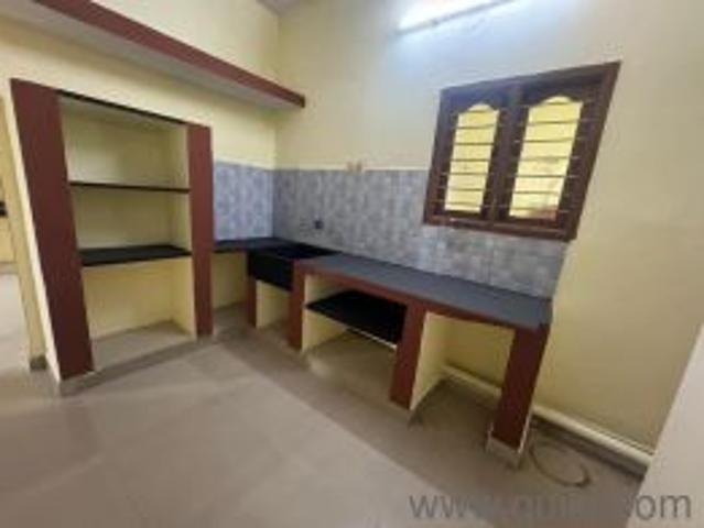 2 BHK rent Apartment in Phoolbagan, Kolkata