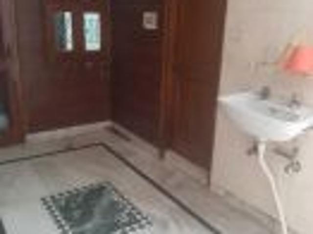 2 BHK rent BuilderFloor in Bali Nagar, Delhi