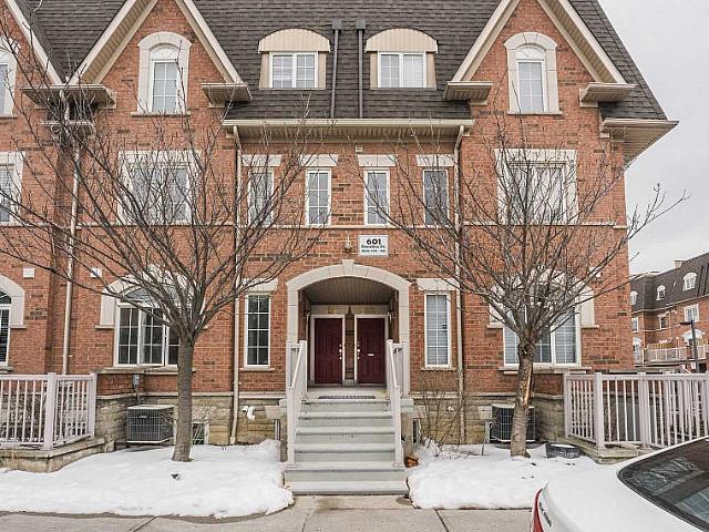 2 Br | 1 Ba condo Townhouse In Mississauga | 601 Shoreline Dr