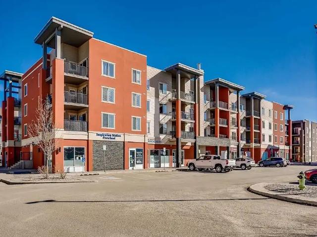 2 BR 2 Bath 2 Parking