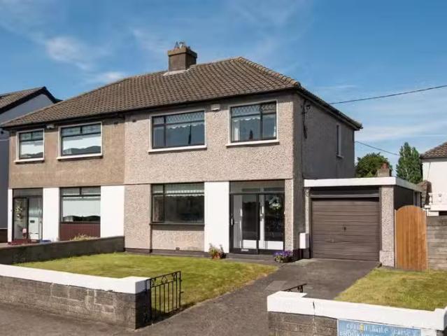 2 Brookville Crescent, Coolock, Dublin 5, D05 RR88